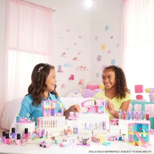 Barbie Mini Barbie Land 5-Pack Pop Reveal Dolls, 1.5-inch Mini Doll with Surprise Reveal & Sensory Play Piece (Styles May Vary) thumbnail 6