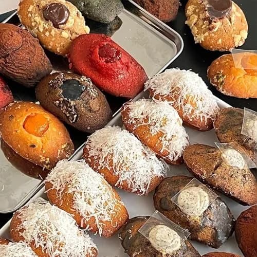 Fchil Silicone Madeleine Mold Pan Set of 2, Shell Shape Baking | 16 Cavities (8 per Mold) - 22.3 x 11.8 cm thumbnail 5