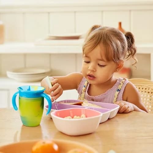 Munchkin Miracle 360 Sippy Cup for 6 Month Old | Spill Proof Baby & Toddler Cups with Handles (200ml) thumbnail 4