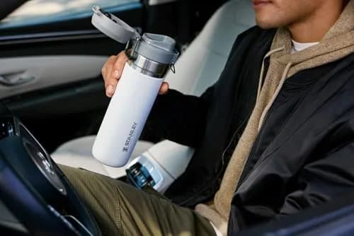 STANLEY Quick Flip GO Bottle 710ml (24 oz) | Insulated Stainless Steel for Hot & Cold Drinks thumbnail 2