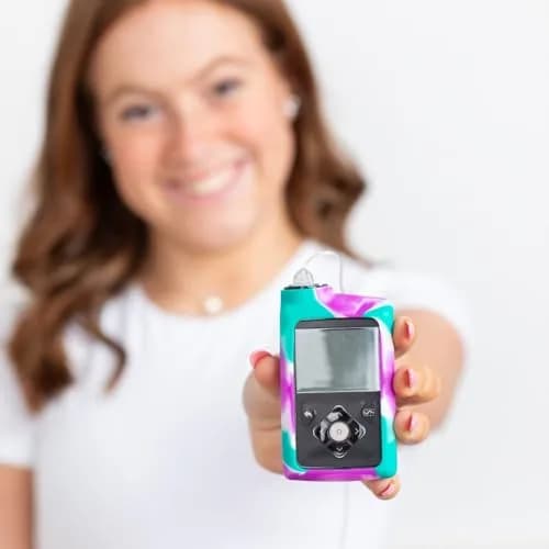 Sugar Medical Medtronic Silicone Protective Insulin Pump Cover for MiniMed 630G/640G/670G/770G/780G Pumps, Purple/Green/White (1-Pack) thumbnail 5