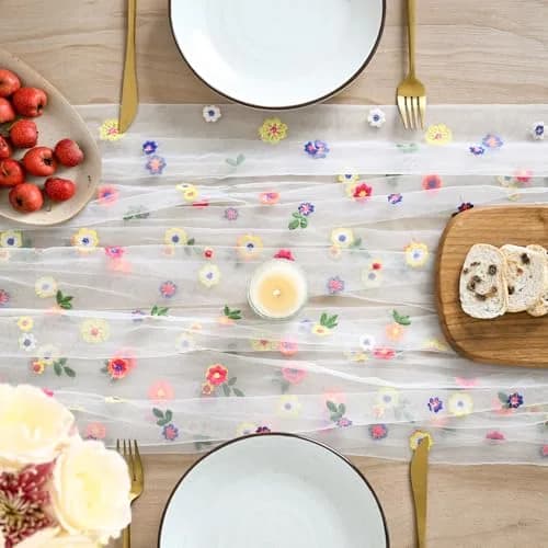 Artoid Mode Embroidery Daisy Gauze Table Runner 71cm x 305cm | Rustic Floral Home Decor thumbnail 2