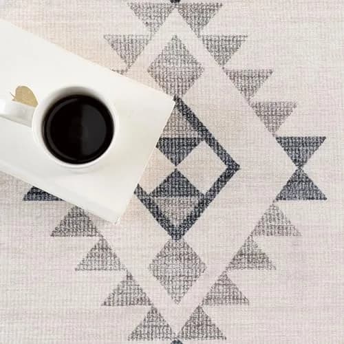 nuLOOM Shenai Cream Medallion 5' x 8' Washable Area Rug for Living Room, Bedroom, Kitchen thumbnail 6