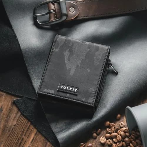 VULKIT Mens Wallet RFID Blocking Card Holder Minimalist Bi-Fold Camouflage Black | 20+ Card Capacity, Water-Resistant, Lightweight thumbnail 7