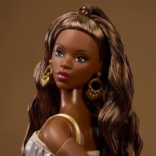 Barbie Basics Model Collector Doll 09 with Accessories, 33 cm (12.6 in) | Made to Move for Posing & Styling thumbnail 3