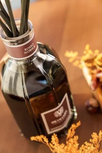 Dr. Vranjes Rosso Nobile 250 ml Reed Diffuser + Elegant Shopping Bag | Italian Luxury Home Fragrance thumbnail 5