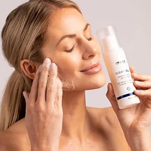 IMAGE Skincare Salicylic Gel Cleanser 6 fl oz | Gentle Foaming Face Wash for Oily Skin thumbnail 8