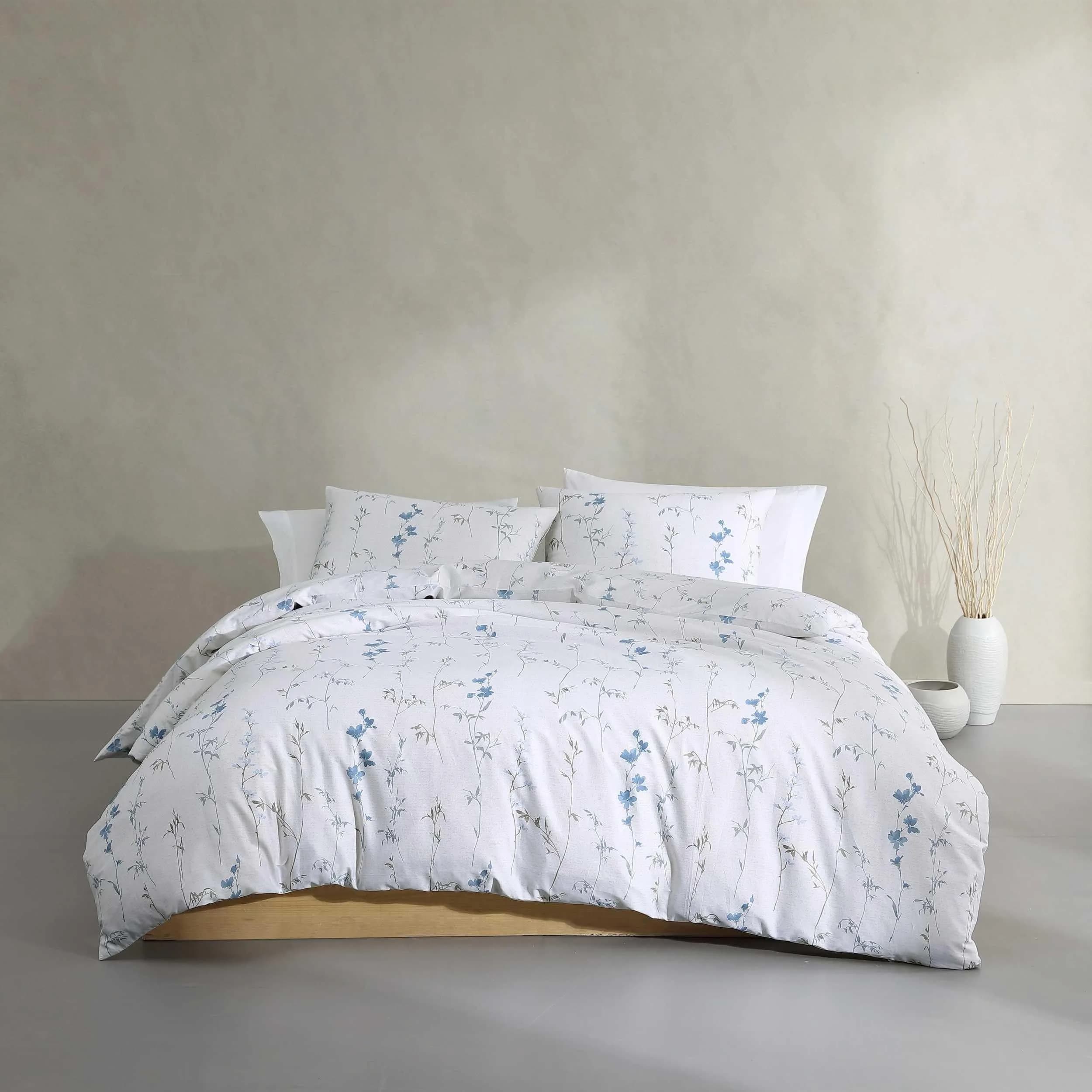 Calvin Klein Soft Queen Duvet Cover Set with Shams | 300TC Cotton Sateen, Floral Pattern, Button Closure (Queen, 88x92 in) — King Size