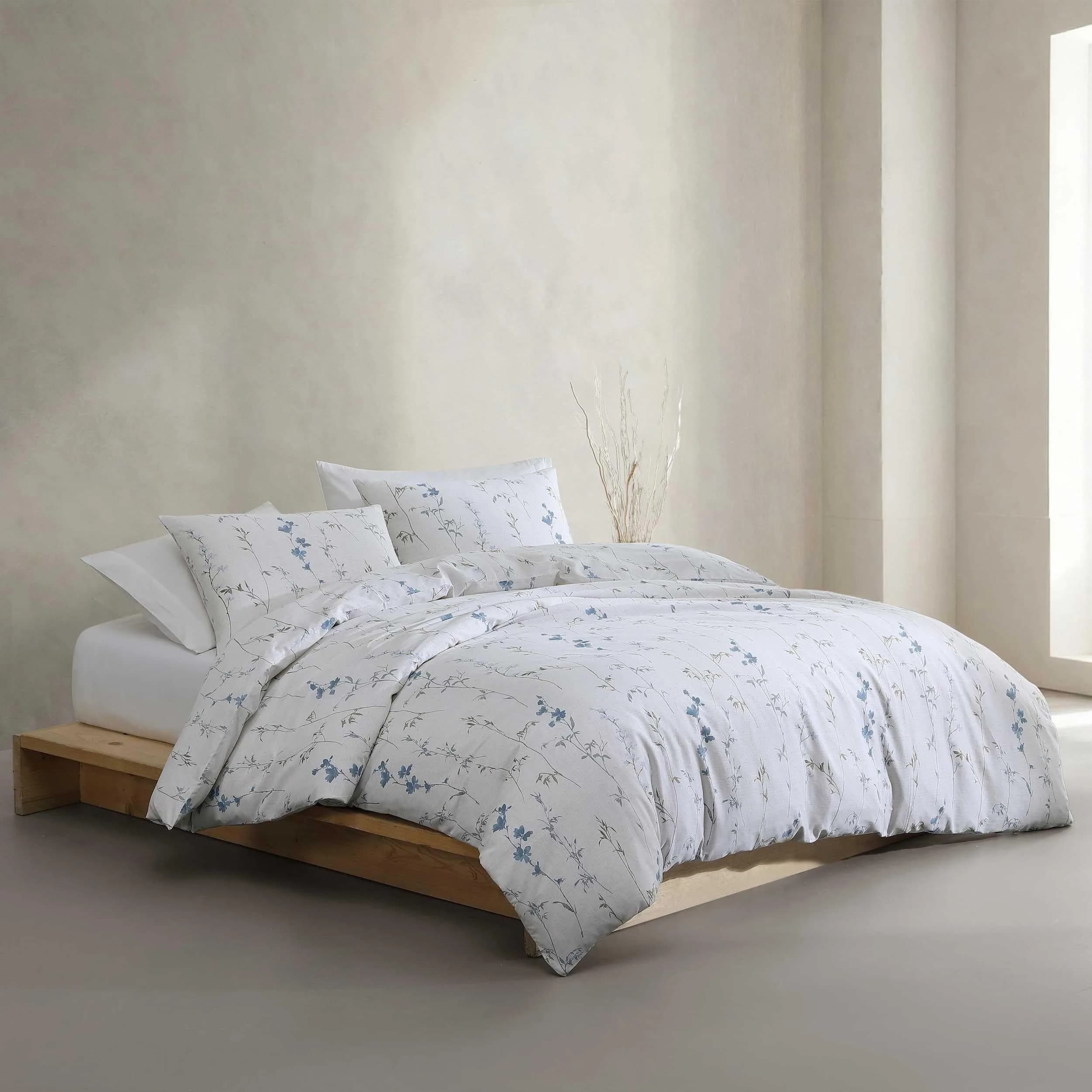 Calvin Klein Duvet Cover Set King Size | Soft Cotton, Floral Pattern, 107"W x 92"L thumbnail 2