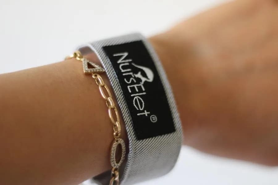 NursElet Nursing Bracelet, Hands-Free Shirt Holder Becomes Your Reminder Bracelet (Motherhood Journey - 2 Units) | BPA-Free Breast Petal thumbnail 8