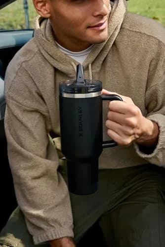 STANLEY Quencher ProTour Flipstraw Tumbler 40 oz (1180 ml) | Leakproof Insulated Stainless Steel Cup with Handle thumbnail 6