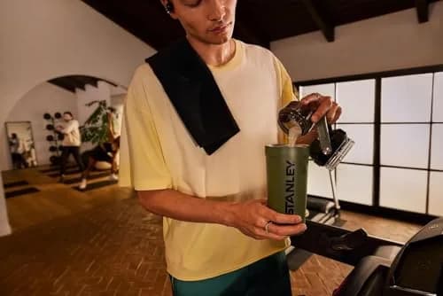 STANLEY Vitalize Shaker Bottle 20 oz | Leakproof, Double-Wall Insulated, Easy Clean, Reusable thumbnail 5
