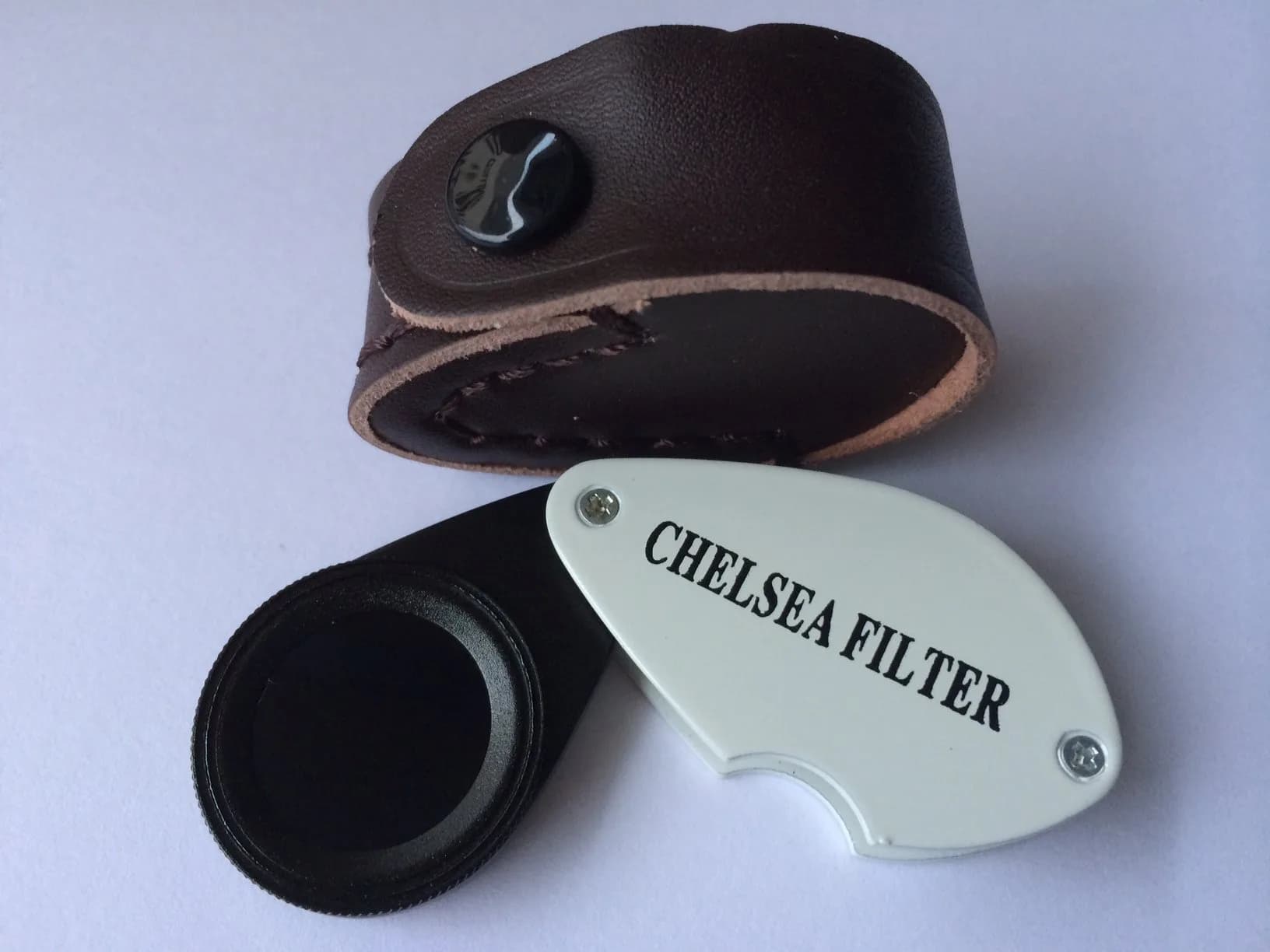 Ade Advanced Optics Chelsea Filter – Gemstone Identification Tool for Emerald, Jadeite, Green & Gem Stones Testing – Compact Jewelers Filter - main product image