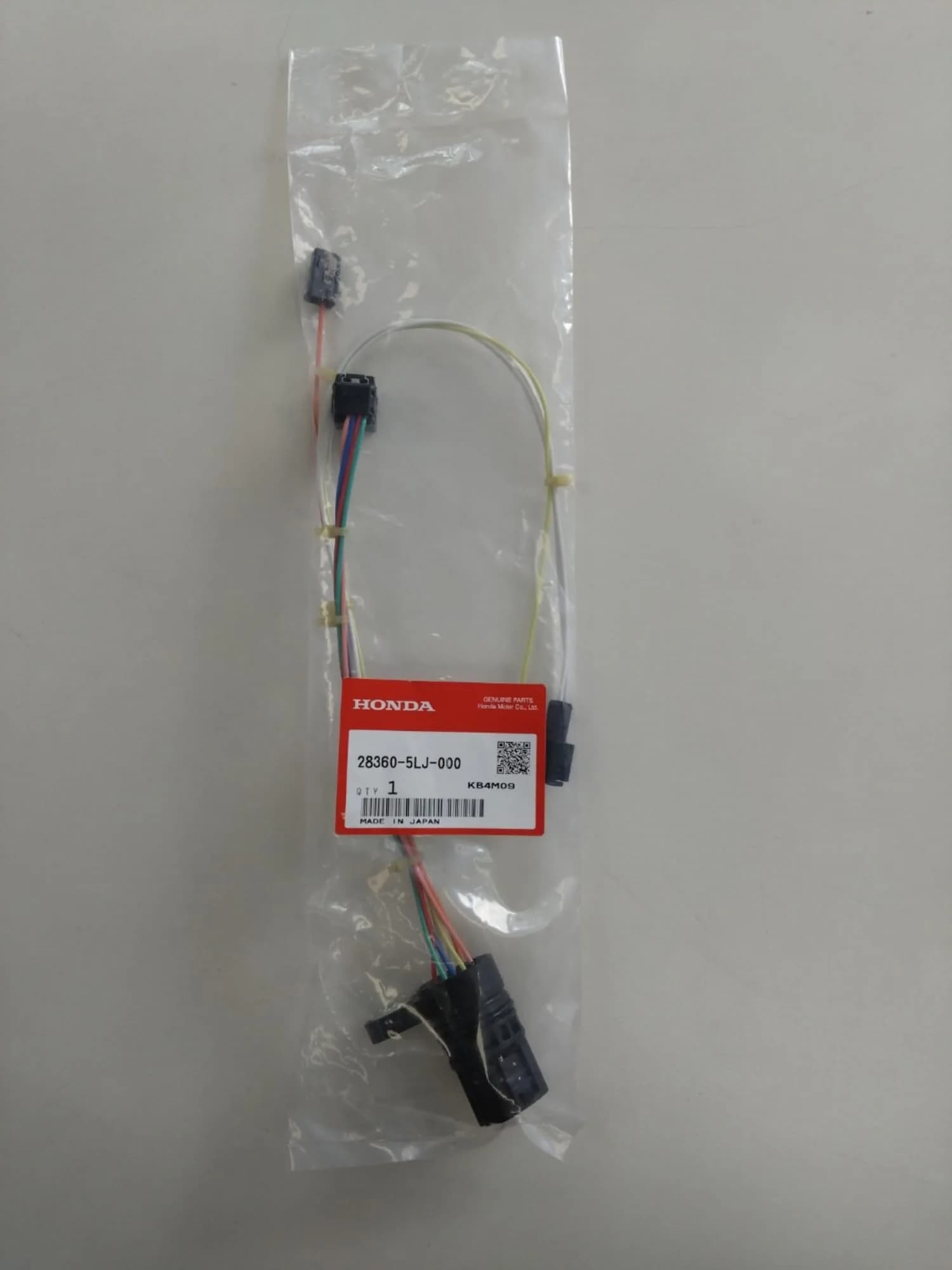 Honda Genuine Part Harness, Part Number: 28360-5LJ-000 | Copper Wiring Harness for Honda Vehicles - main product image