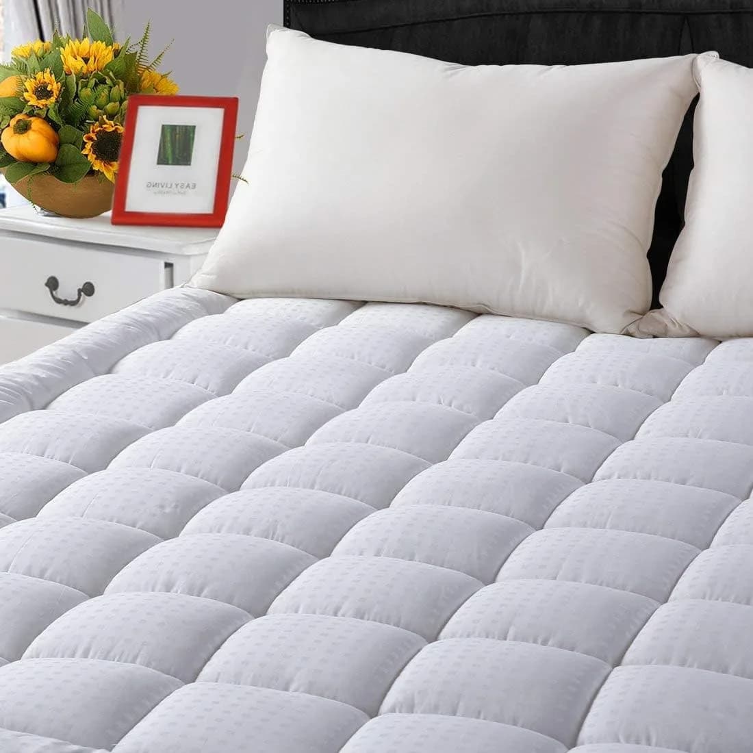 LEISURE TOWN Cotton King Mattress Pad Fitted Quilted Mattress Cover 78x80 inches (198x203 cm) | OEKO-TEX Certified Breathable Comfort - main product image
