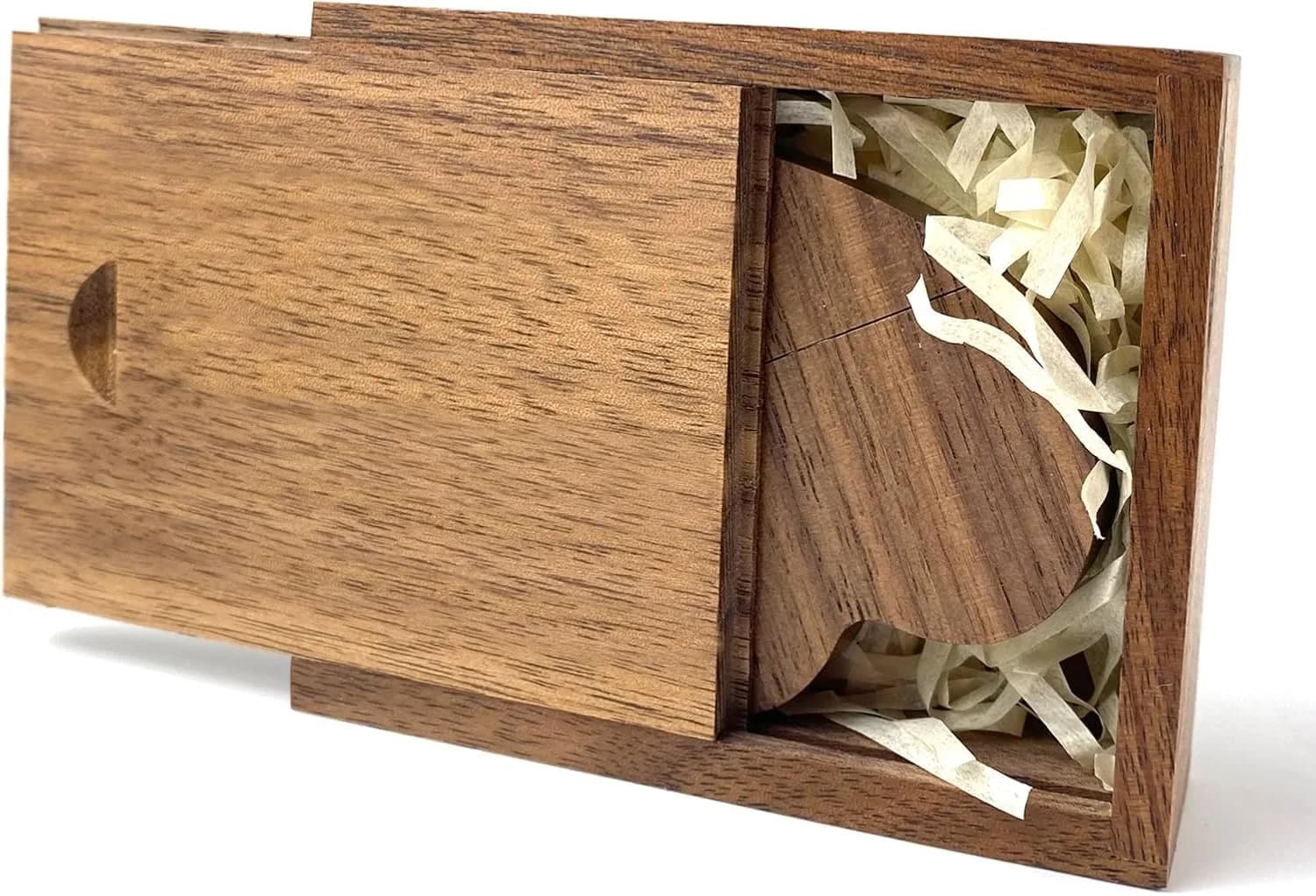 FEWINA 32GB Walnut Wood Heart USB 3.0 Flash Drive with Gift Box | High-Speed Data Storage - main product image