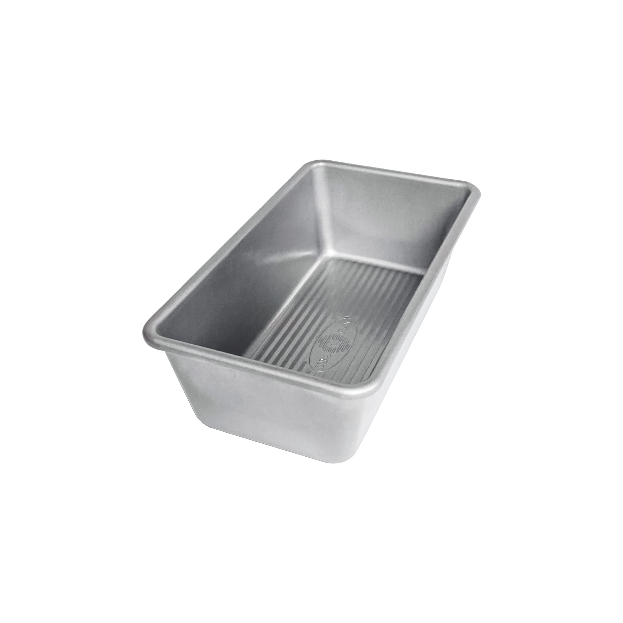 USA Pan Seamless Nonstick Standard Bread Loaf Pan 8.5 x 4.5 x 2.75 inches (21.6 x 11.4 x 7 cm) | 1 lb Capacity for Yeast Breads & Cakes - main product image